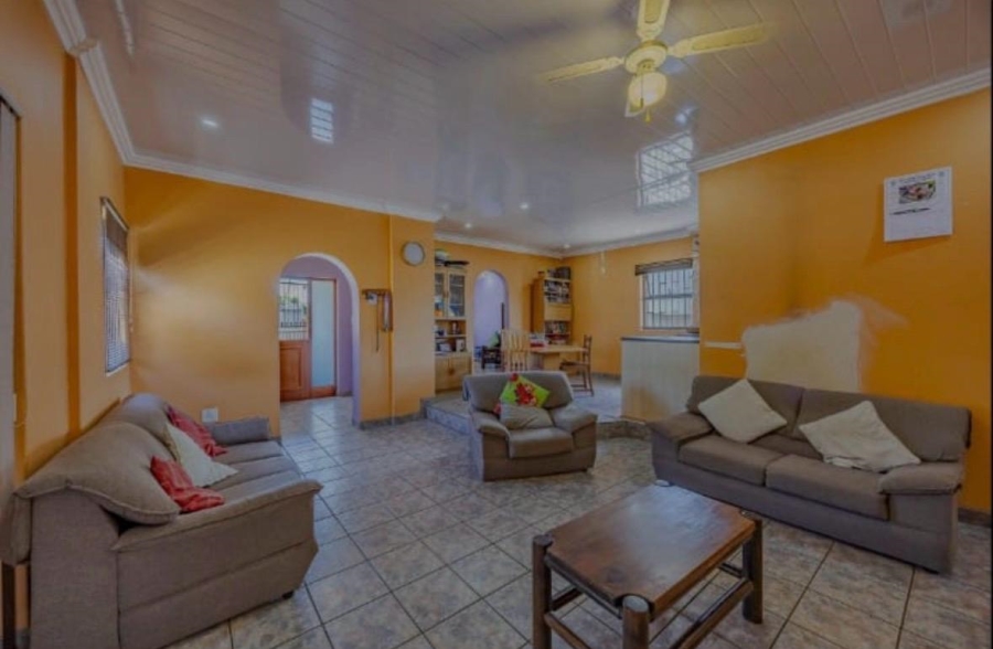 4 Bedroom Property for Sale in Elsies River Western Cape